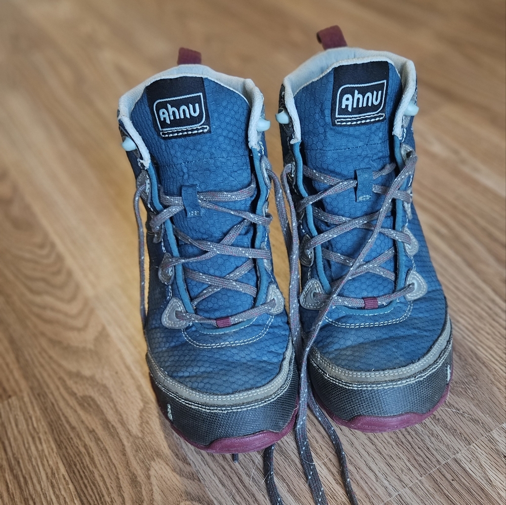 Ahnu Sugarpine waterproof hiking boots
